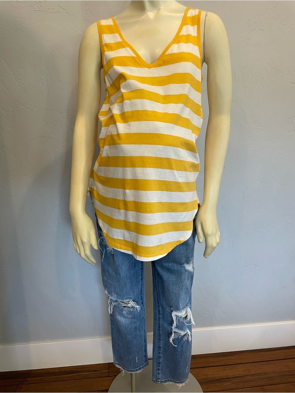 NWT gap 100% cotton royal yellow and White Striped V-Neck maternity Tank Top S